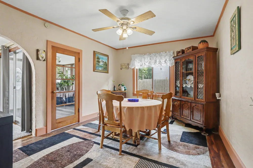 219 4th Street Burr Oak, MI 49030