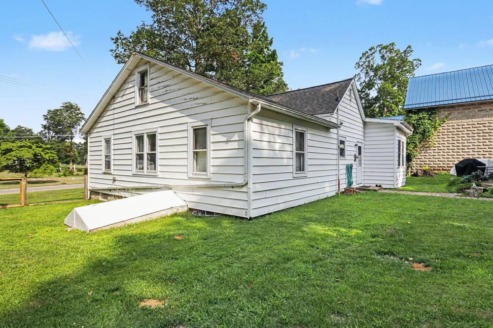 219 4th Street Burr Oak, MI 49030