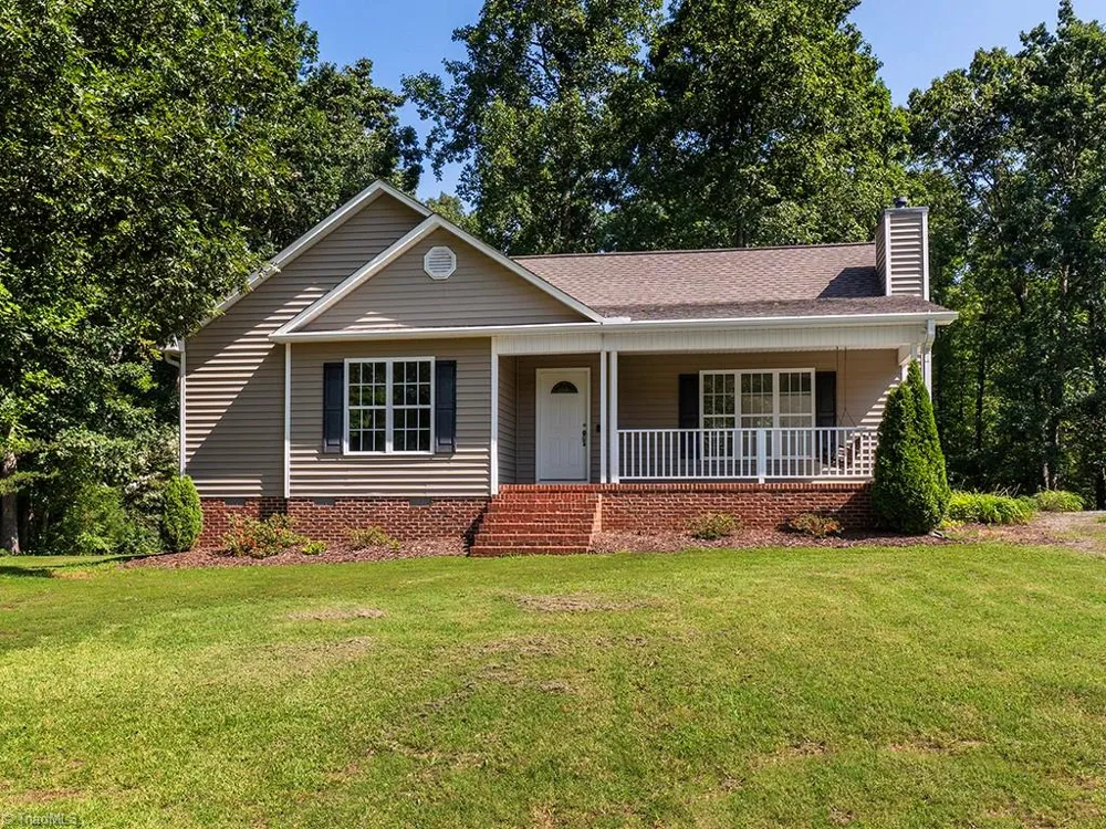 3955 Chucks Court Burlington, NC 27215