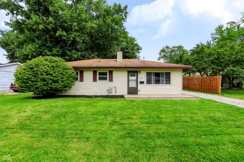 427 W William Drive