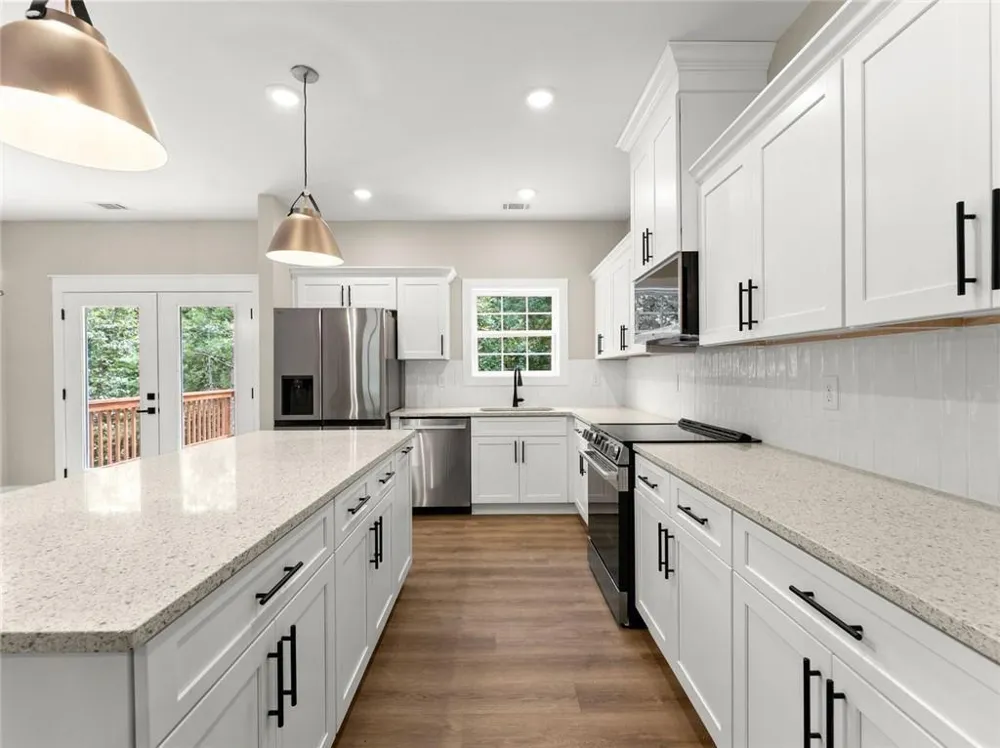 577 Peaceful Valley Drive Cleveland, GA 30528