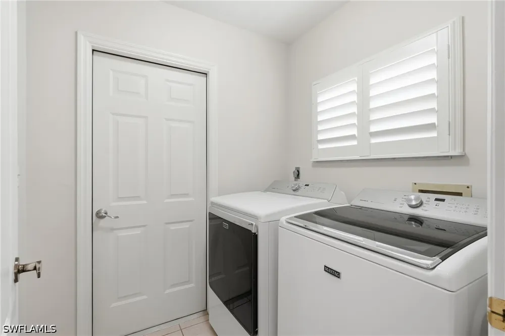 Dresden Court Fort Myers, FL 33912