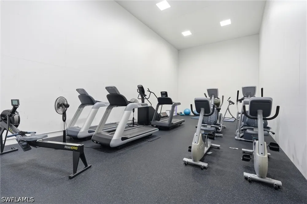 Dresden Court Fort Myers, FL 33912