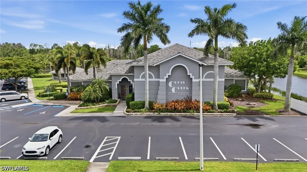 Dresden Court Fort Myers, FL 33912