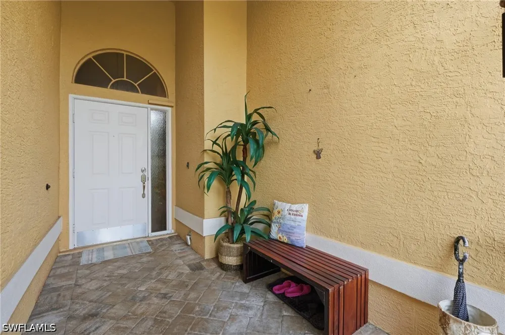 Dresden Court Fort Myers, FL 33912