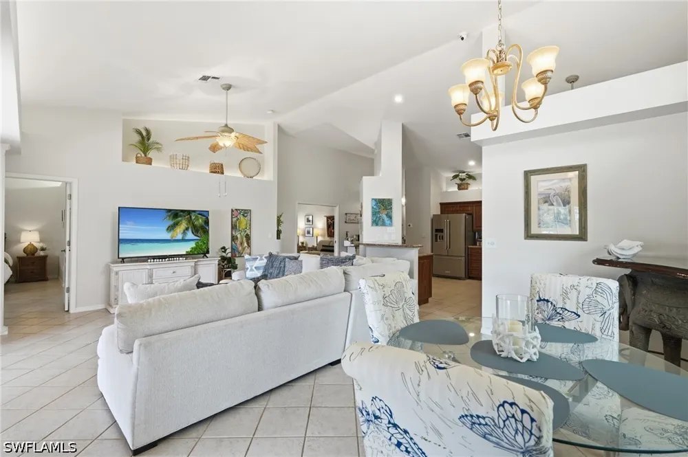 Dresden Court Fort Myers, FL 33912