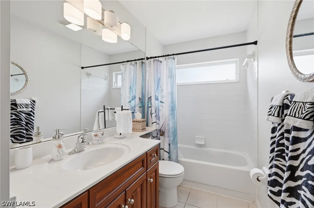 Dresden Court Fort Myers, FL 33912