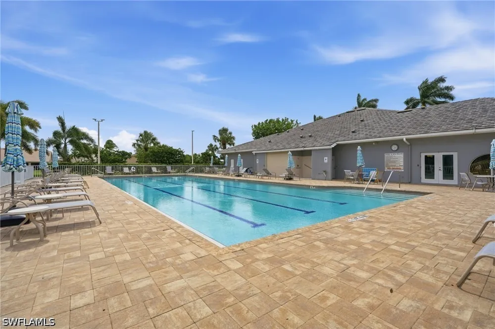 Dresden Court Fort Myers, FL 33912