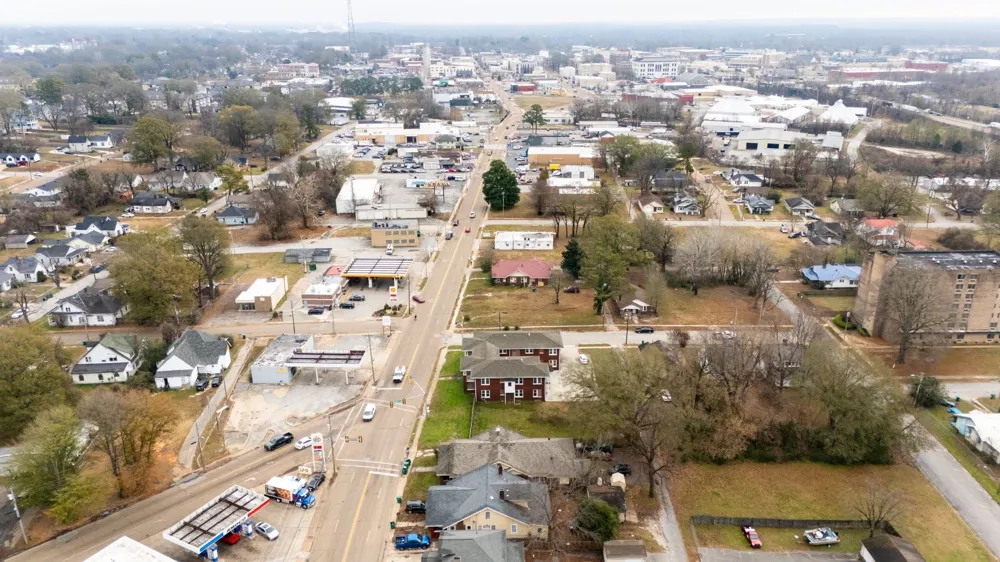 236 Airways Blvd Jackson, TN 38301