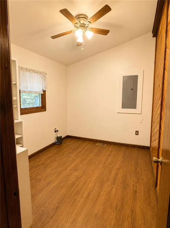 2261 Paradise Valley Road Cleveland, GA 30528
