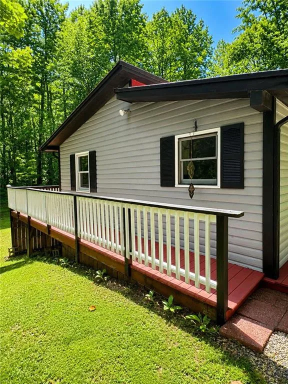 2261 Paradise Valley Road Cleveland, GA 30528
