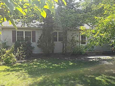 7311 Driftwood Ln
