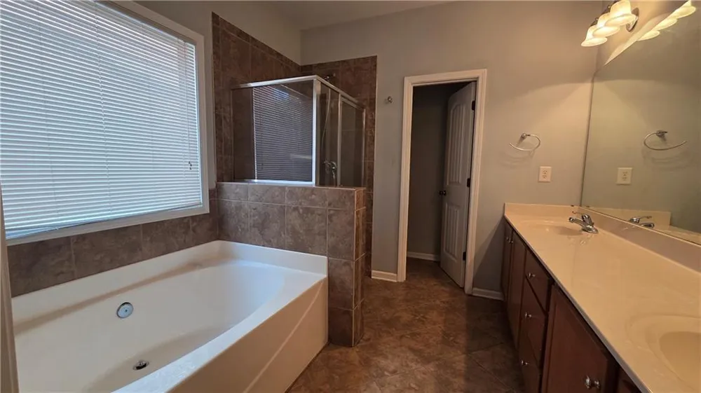 308 Ridge Pointe Drive Athens, GA 30606