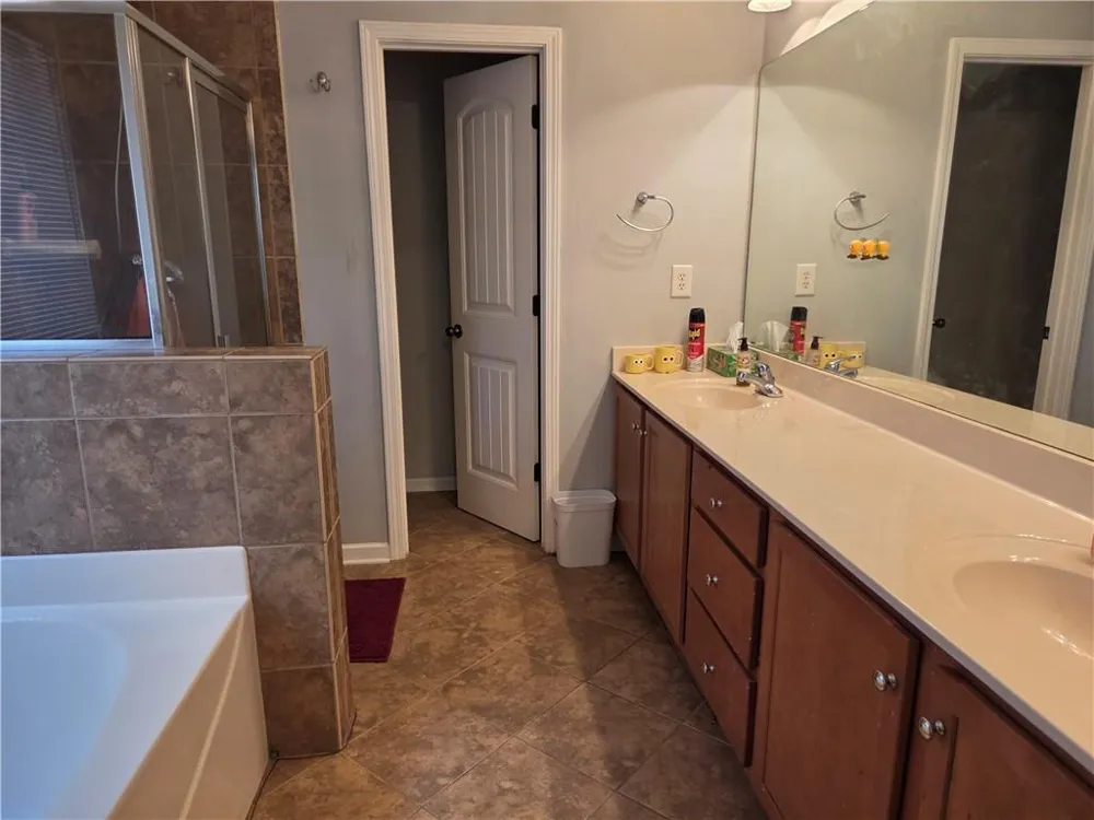 308 Ridge Pointe Drive Athens, GA 30606