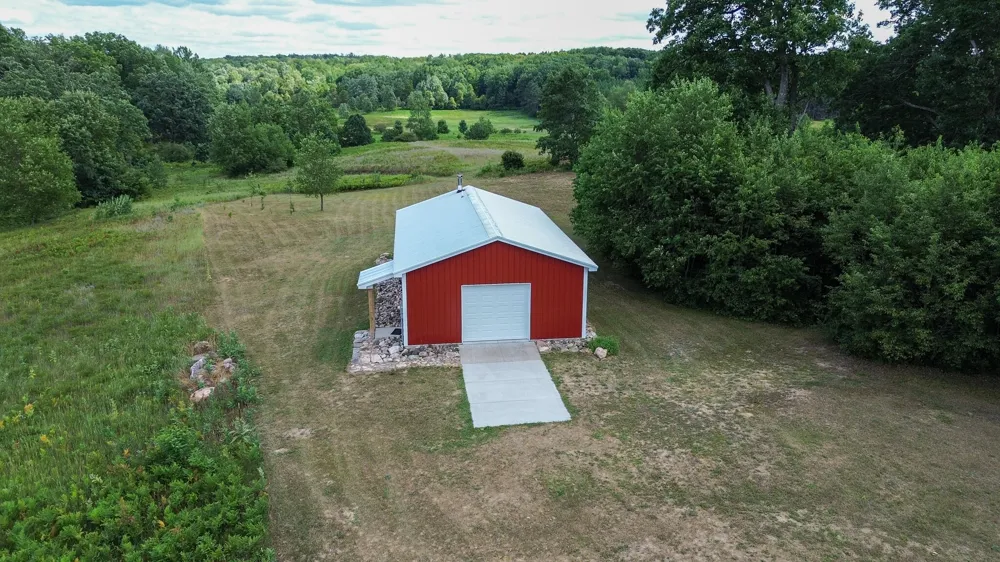 17219 7 Mile Road Reed City, MI 49677