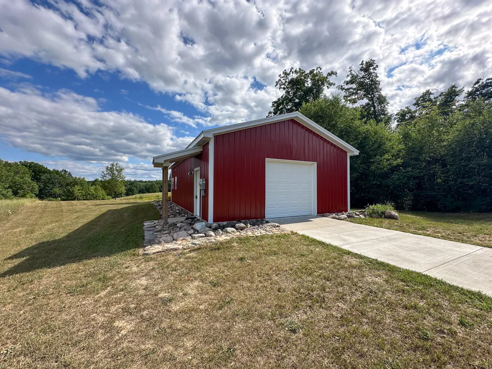 17219 7 Mile Road Reed City, MI 49677
