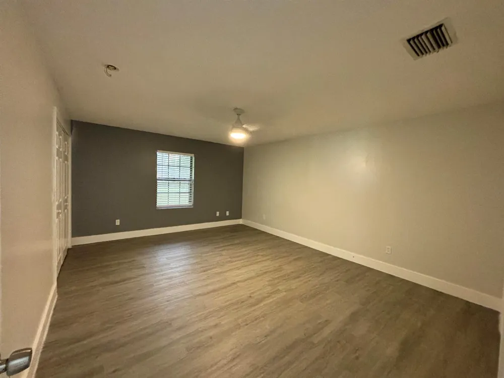 7866 U.S. 441 Okeechobee, FL 34974