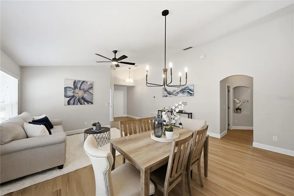 2946 STAR GRASS POINT Oviedo, FL 32766