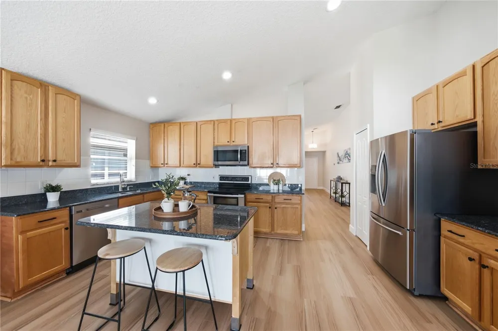 2946 STAR GRASS POINT Oviedo, FL 32766