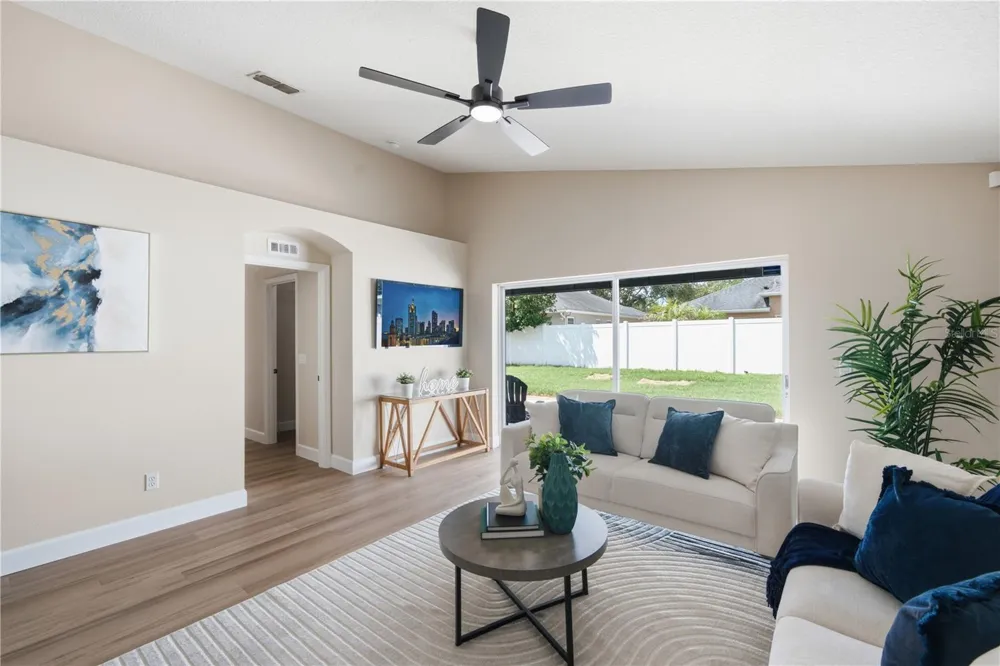 2946 STAR GRASS POINT Oviedo, FL 32766