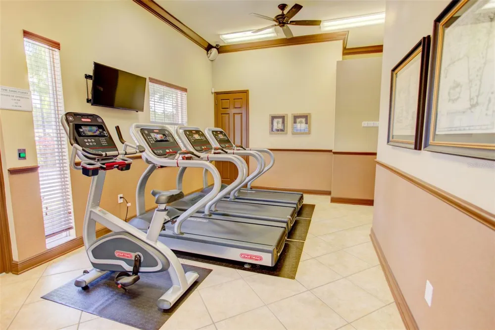 2946 STAR GRASS POINT Oviedo, FL 32766