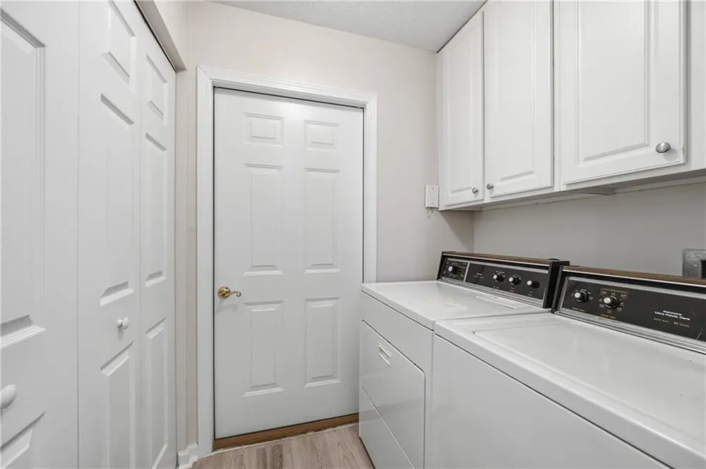 19108 Harvest Ridge Lane #19 Johns Creek, GA 30022