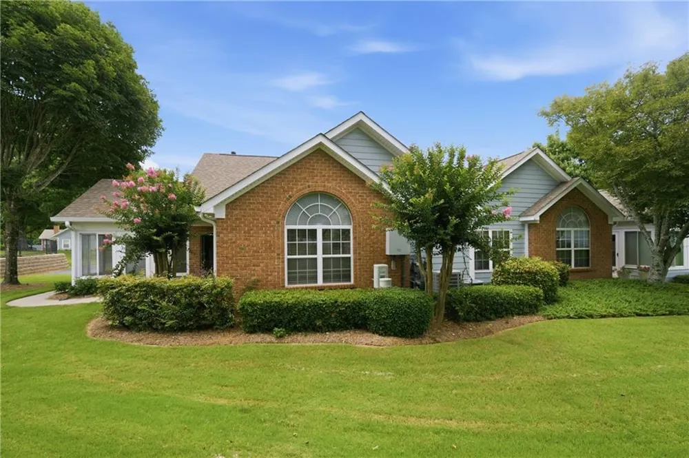 19108 Harvest Ridge Lane #19 Johns Creek, GA 30022