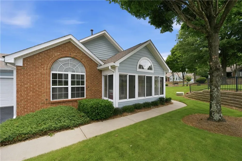 19108 Harvest Ridge Lane #19 Johns Creek, GA 30022