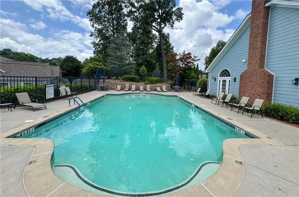 19108 Harvest Ridge Lane #19 Johns Creek, GA 30022