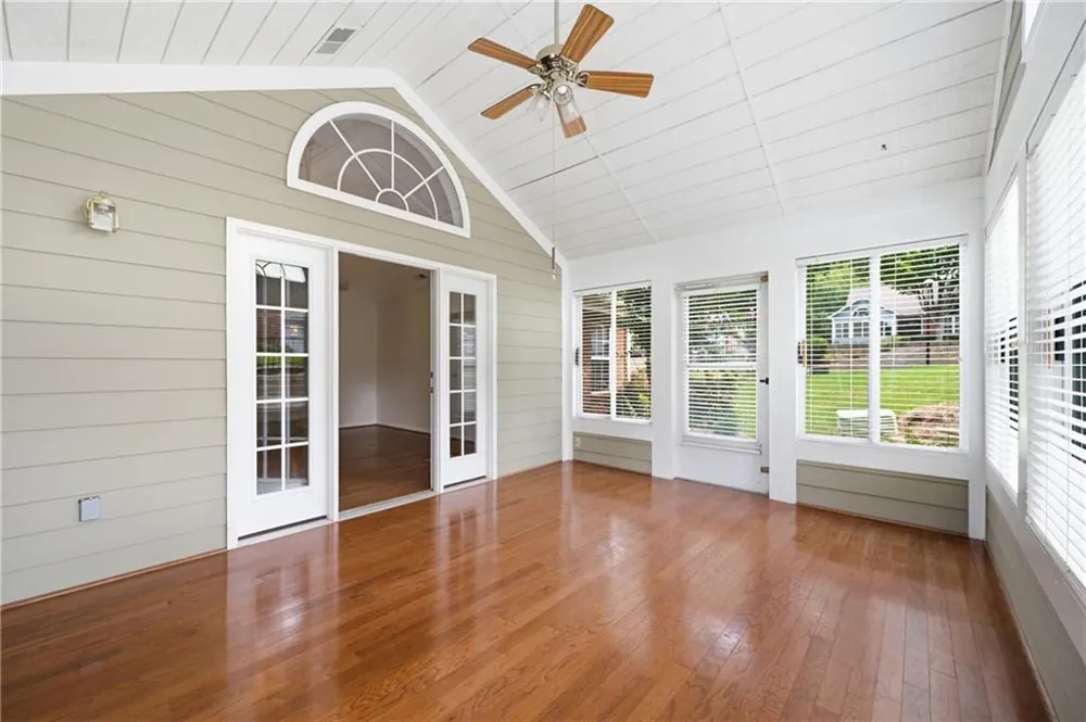 19108 Harvest Ridge Lane #19 Johns Creek, GA 30022