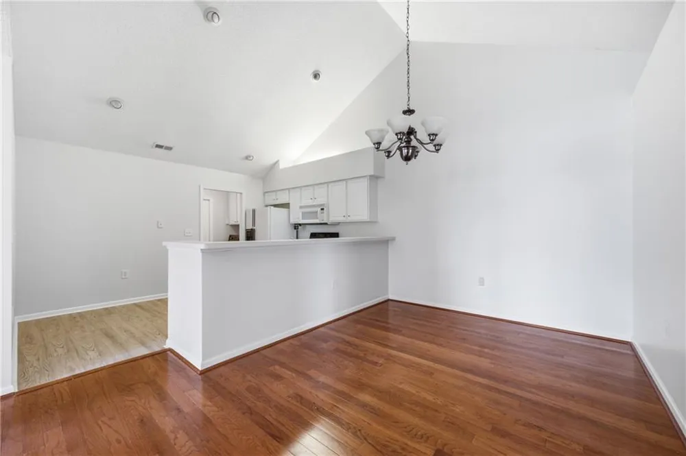 19108 Harvest Ridge Lane #19 Johns Creek, GA 30022