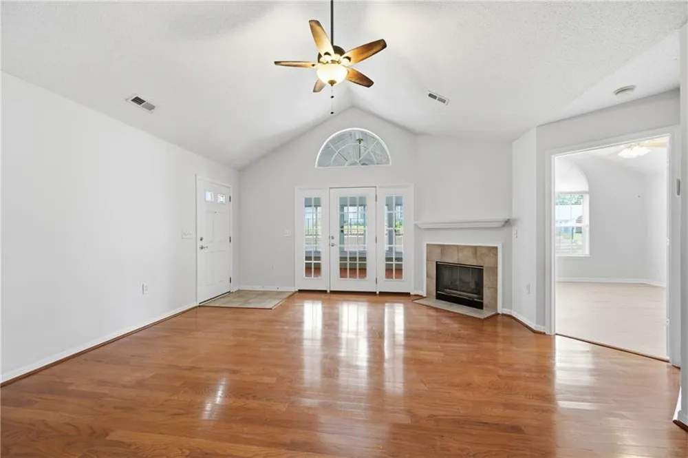 19108 Harvest Ridge Lane #19 Johns Creek, GA 30022