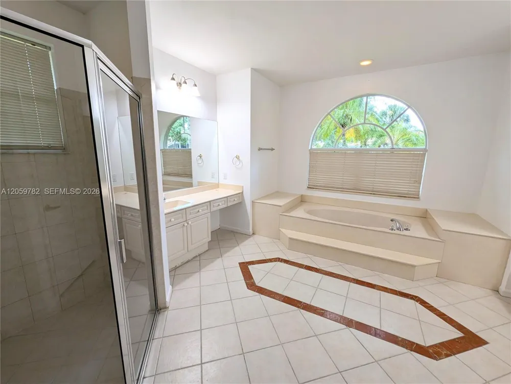 3937 Nighthawk Dr Weston, FL 33331