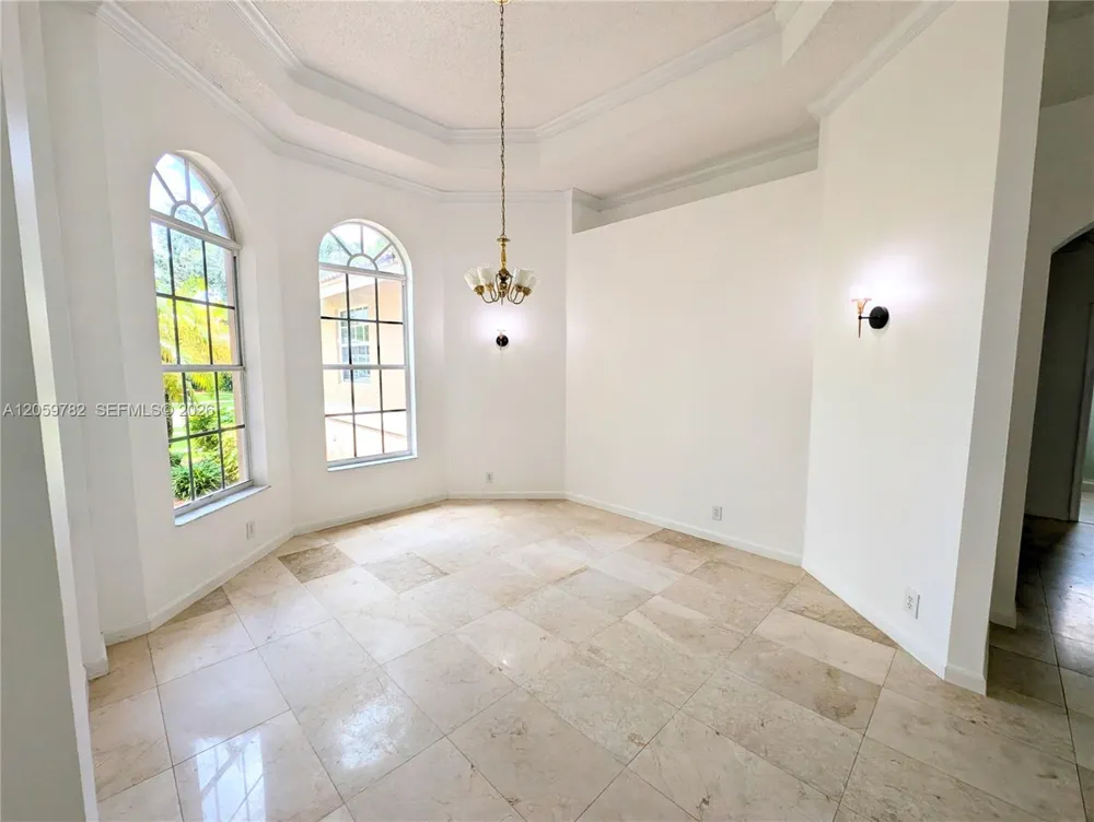 3937 Nighthawk Dr Weston, FL 33331