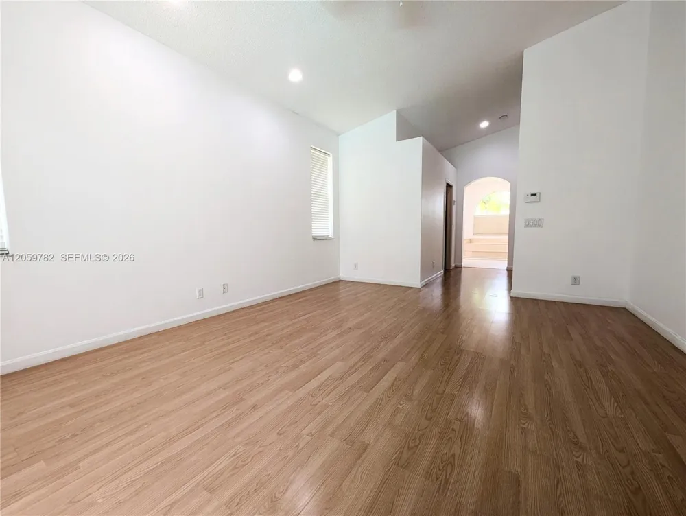 3937 Nighthawk Dr Weston, FL 33331