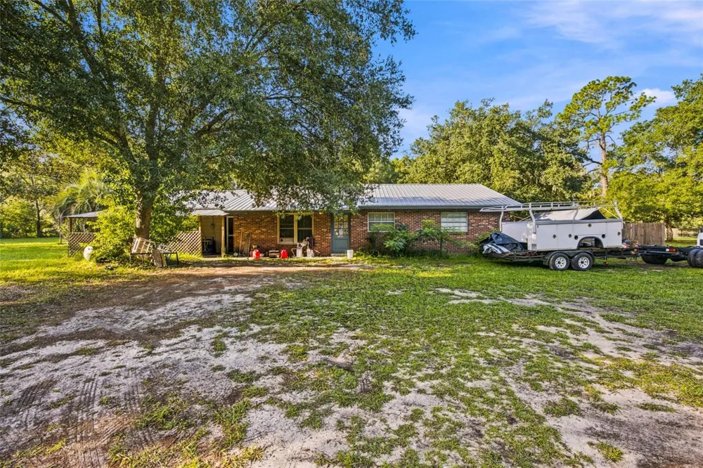 3025 S US HIGHWAY 41 Dunnellon, FL 34432