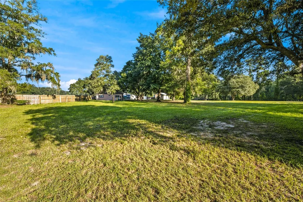 3025 S US HIGHWAY 41 Dunnellon, FL 34432