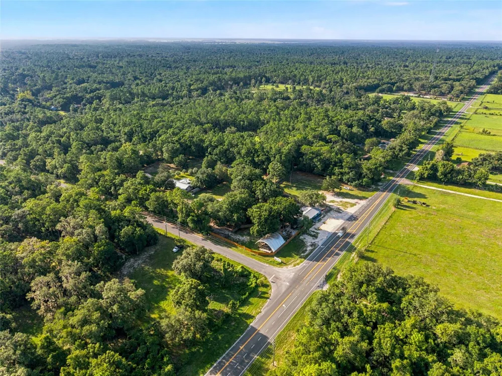 3025 S US HIGHWAY 41 Dunnellon, FL 34432