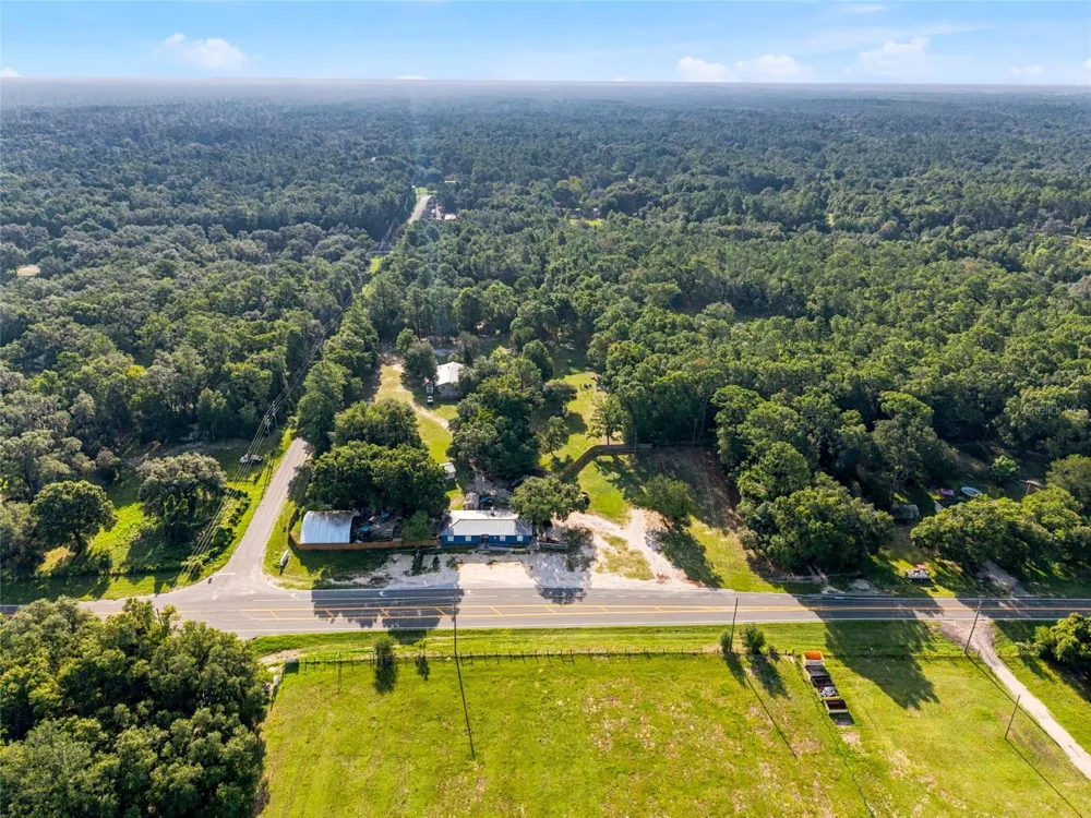 3025 S US HIGHWAY 41 Dunnellon, FL 34432