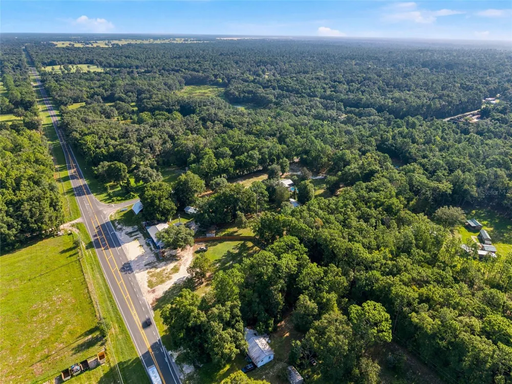 3025 S US HIGHWAY 41 Dunnellon, FL 34432