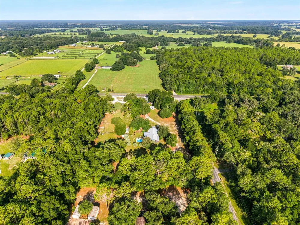 3025 S US HIGHWAY 41 Dunnellon, FL 34432