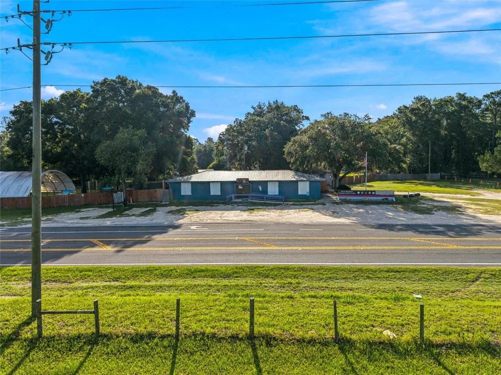 3025 S US HIGHWAY 41 Dunnellon, FL 34432