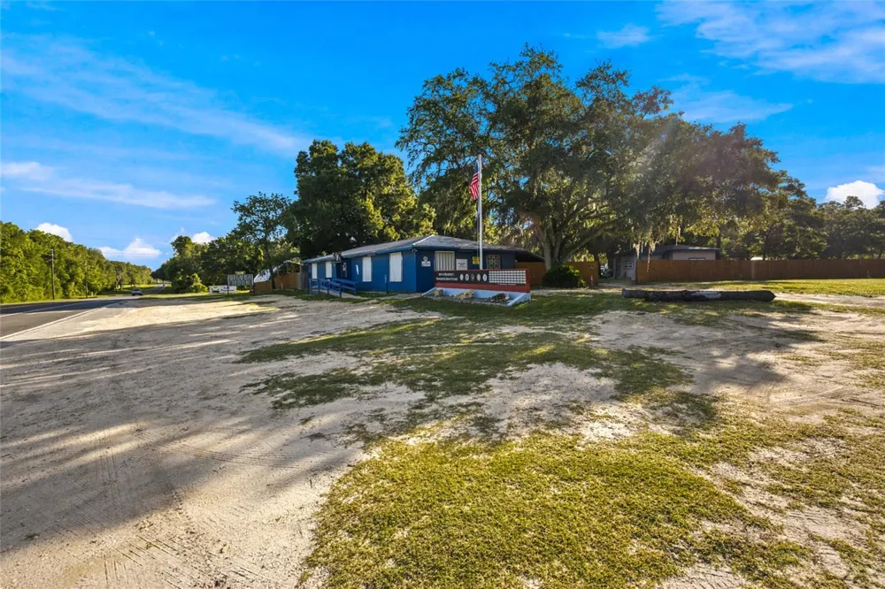 3025 S US HIGHWAY 41 Dunnellon, FL 34432