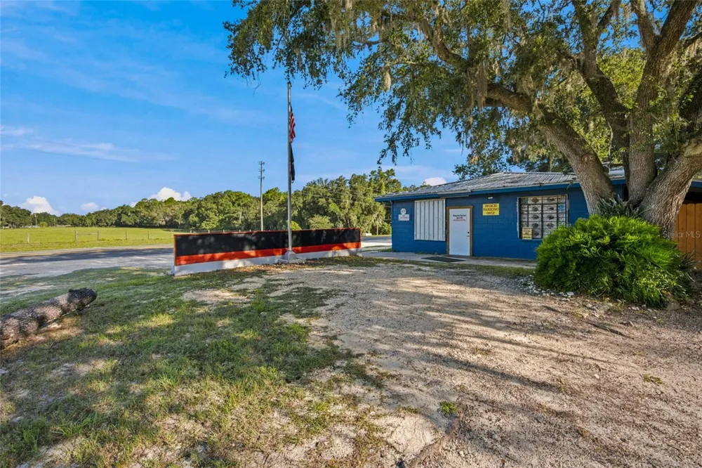 3025 S US HIGHWAY 41 Dunnellon, FL 34432