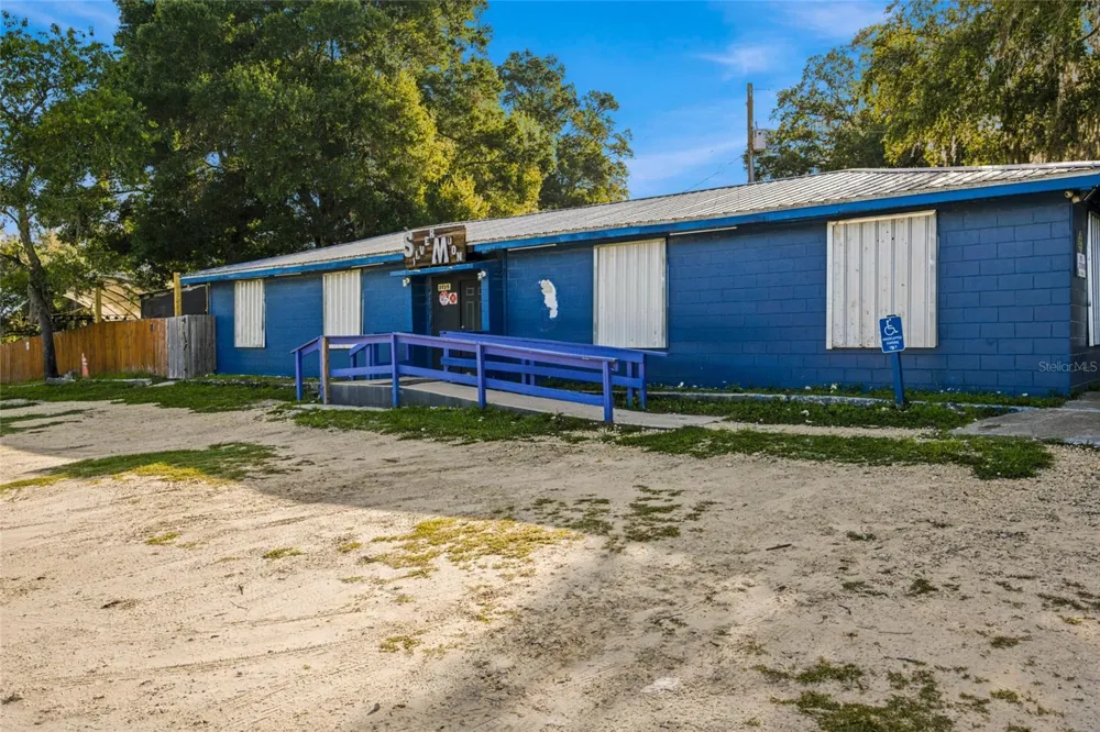3025 S US HIGHWAY 41 Dunnellon, FL 34432