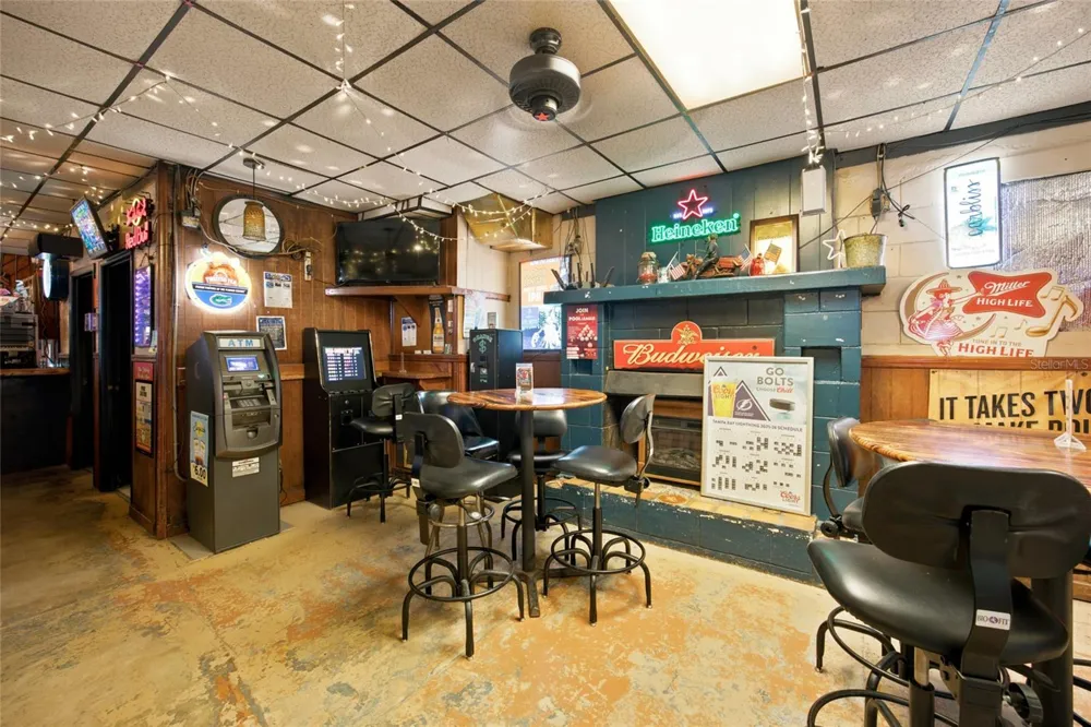 3025 S US HIGHWAY 41 Dunnellon, FL 34432