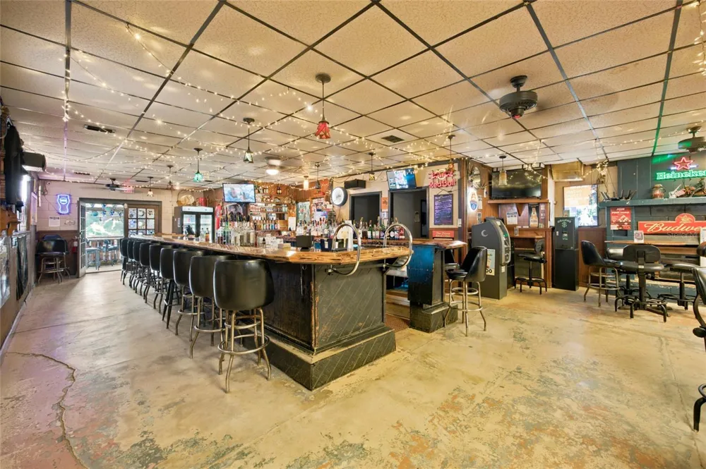 3025 S US HIGHWAY 41 Dunnellon, FL 34432