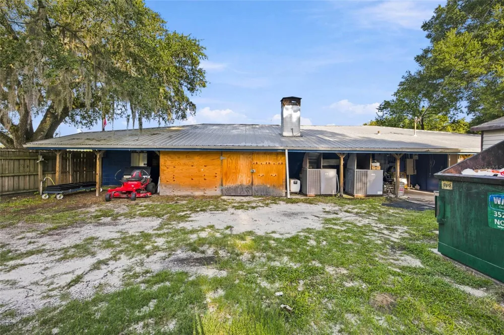 3025 S US HIGHWAY 41 Dunnellon, FL 34432