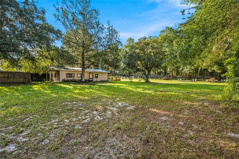 3025 S US HIGHWAY 41 Dunnellon, FL 34432
