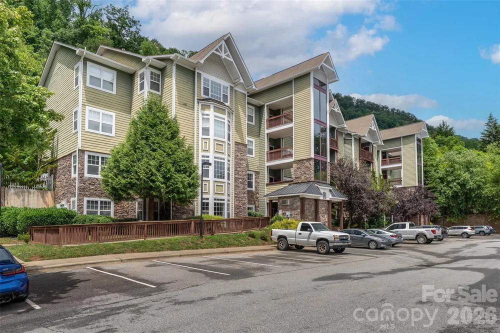 2000 Olde Eastwood Village Boulevard #C-206 Asheville, NC 28803